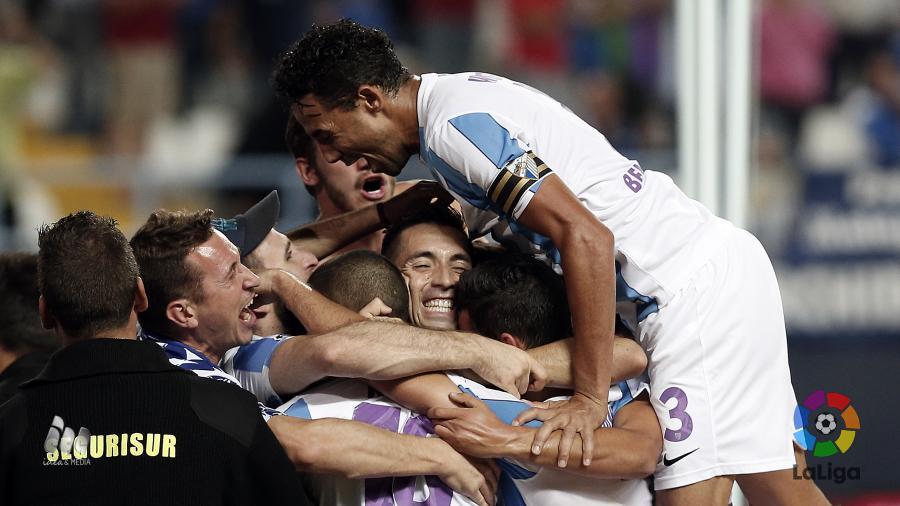 El Málaga celebra la victoria ante la Real Sociedad. Fotografía: LFP