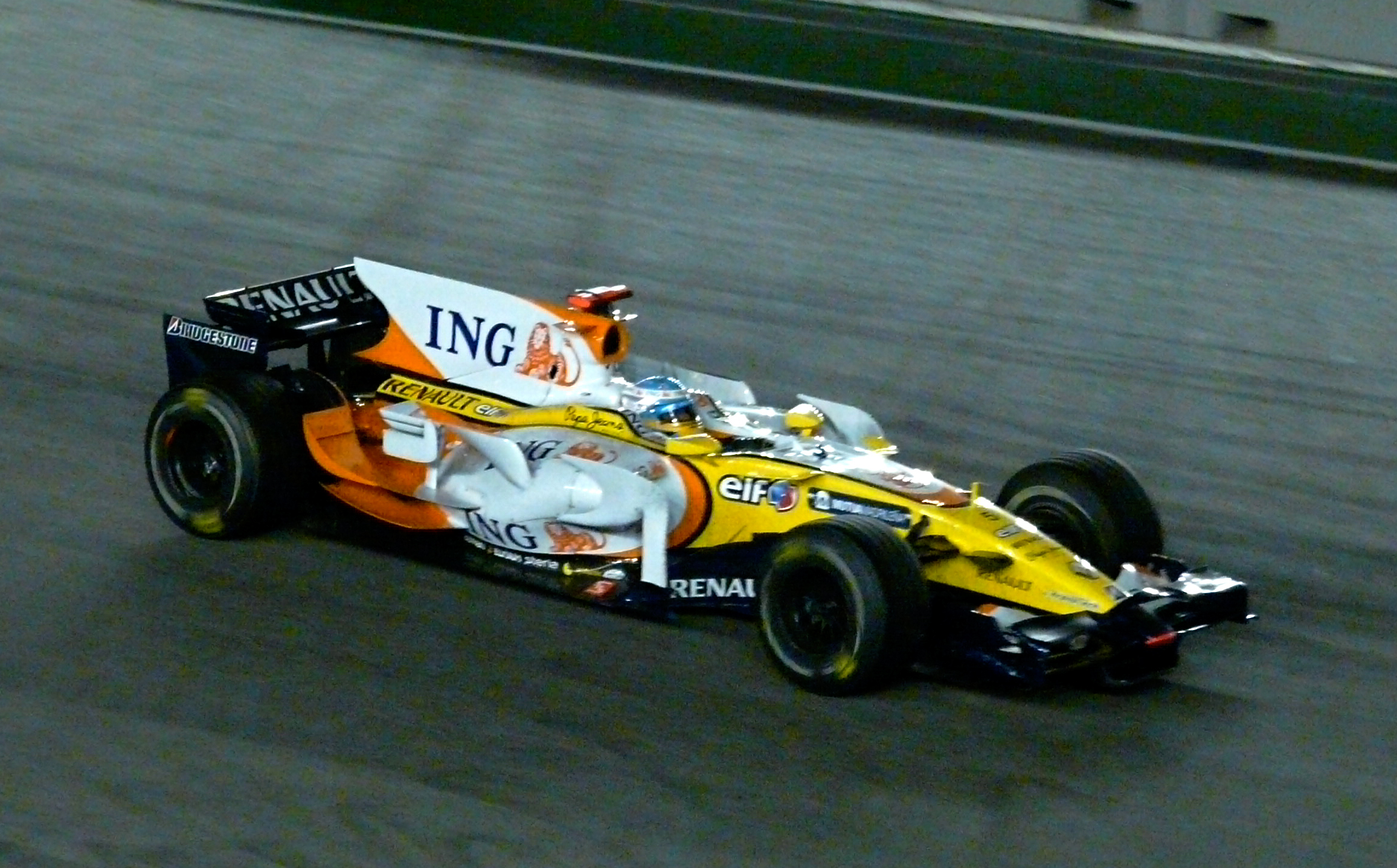 Fernando Alonso ganaba la primera edición de un GP nocturno | Fuente: Chensiyuan