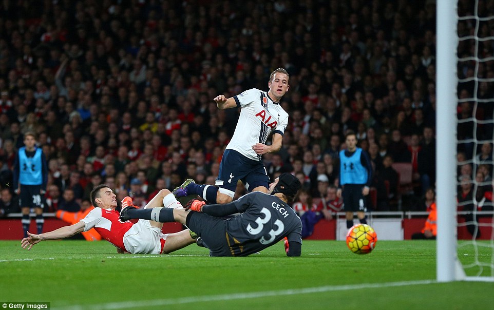 Harry Kane opens the scoring. (Daily Mail)