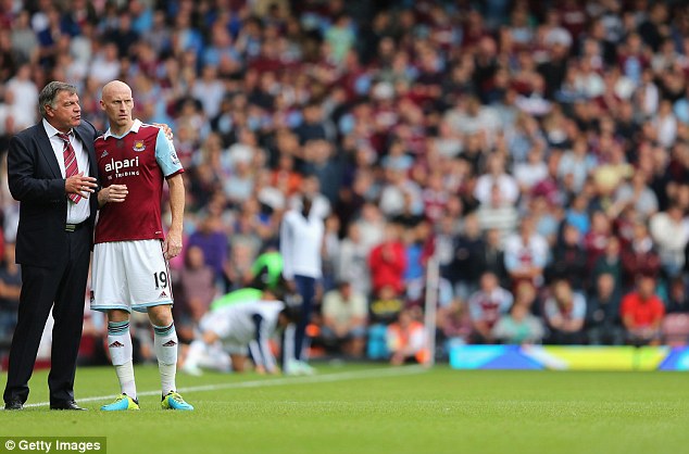 Sam Allardyce is keen to reunite with James Collins at Sunderland, according to reports.