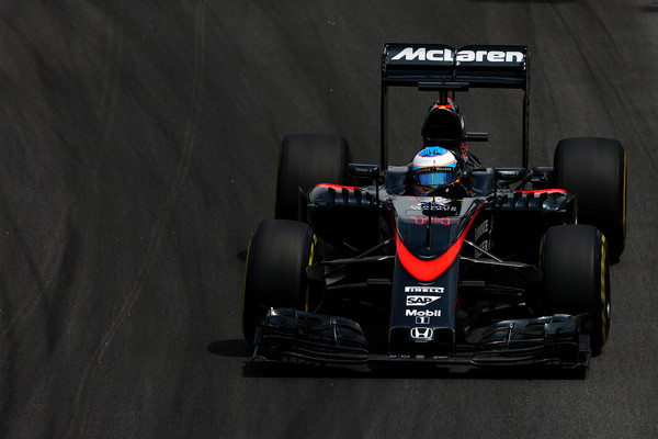 Fernando Alonso, durante el Gran Premio de Brasil 2015.