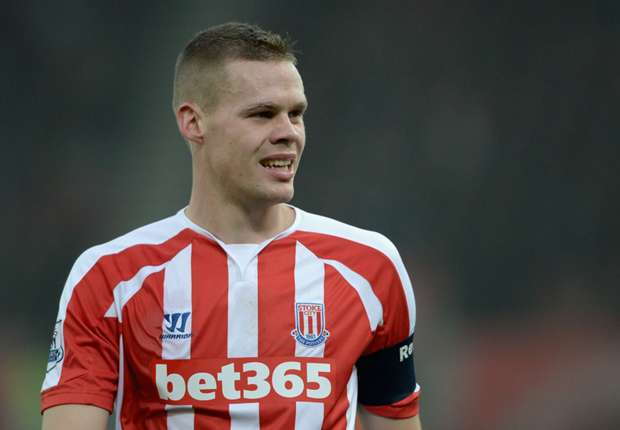 Ryan Shawcross in action for Stoke City in 2015