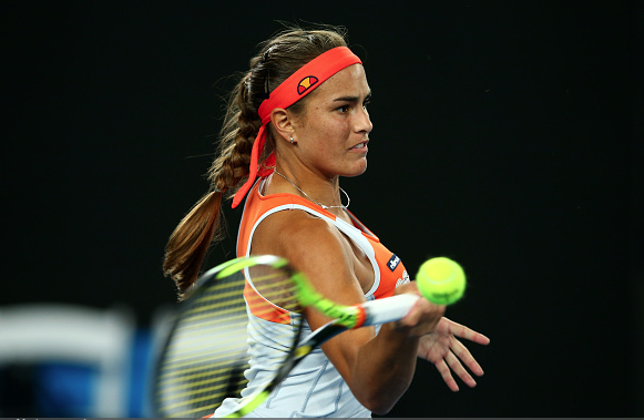 Monica Puig of Puerto Riko hitting a forehand in the courts of Melbourne. Source:Getty Images/Mark Kolbe