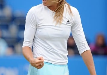 Hantuchova vence a Vekic en la final de Birmingham