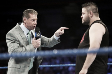 Mr. McMahon pacta el evento estelar de Hell In A Cell