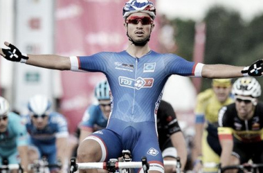 Eneco Tour : Bouhanni l&#039;emporte à Ardooie, Stybar chute violemment