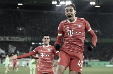 Em jogo movimentado, Bayern vence Wolfsburg fora de casa e reassume liderança da Bundesliga