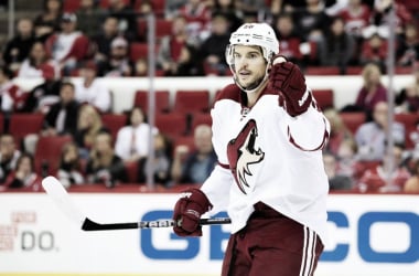 Antoine Vermette deja los Coyotes