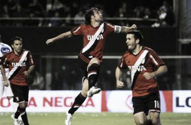 River e Racing restano in alto, ok il Lanus