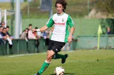 Javi Barrio, nueva incorporación de Huracán Valencia