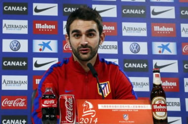 Adrián: &quot;Pelear con Madrid y Barça es algo bueno para la Liga&quot;