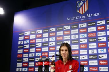 Filipe Luis: &quot;La gente no está pensando en el partido contra el Barcelona&quot;