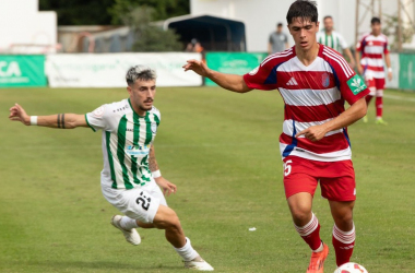 El Recreativo Granada cae ante un efectivo Juventud Torremolinos 