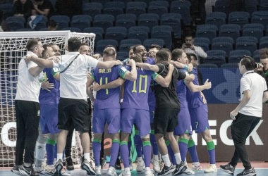 Clássico entre Brasil e Argentina decide o título da Copa do Mundo de futsal