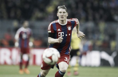 Schweinsteiger tem lesão no tornozelo detectada e é dúvida para jogo diante do Leverkusen