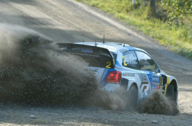 Ogier hace peligrar el liderato de Latvala