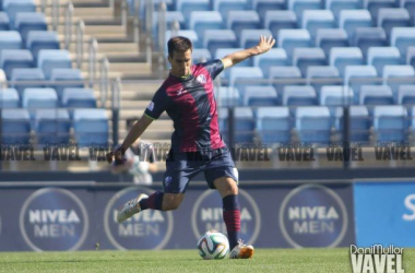 La SD Huesca renueva una temporada más a Íñigo Ros