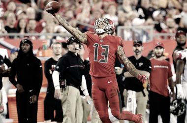 Mike Evans, el mejor pagado de los receptores