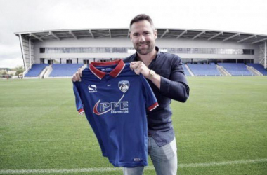David Dunn signs for Oldham