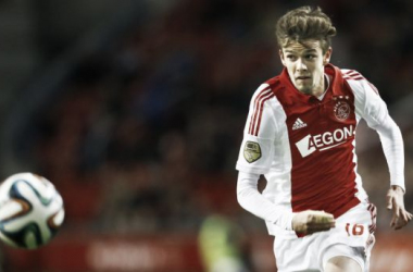 Lucas Andersen renueva con el Ajax