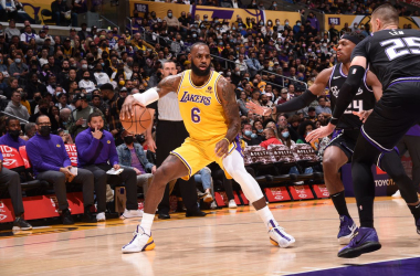 Canastas y resumen del Los Angeles Lakers 120-130 Sacramento Kings en NBA 2024
