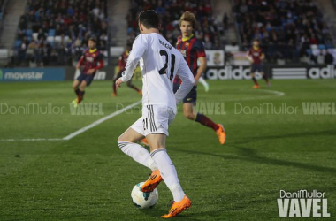 El Real Madrid Castilla vence a sus miedos ante el Barcelona B