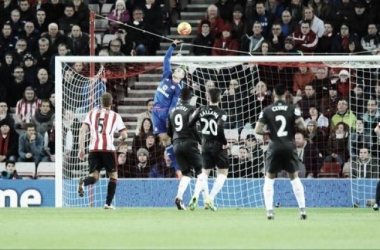 Vito Mannone frustrated with lack of clean sheets