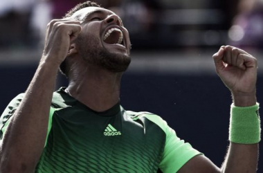 Comment Jo-Wilfried Tsonga a battu Roger Federer