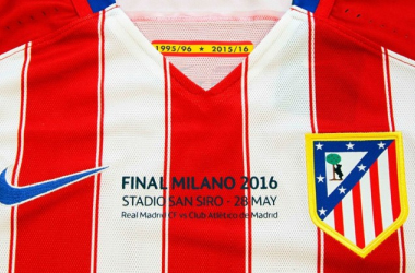 El Atlético presenta su camiseta para la final