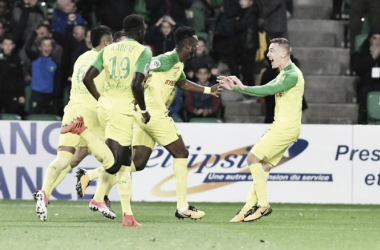 Nantes faz gol no fim e derrota Guingamp para entrar na zona de classificação da UCL