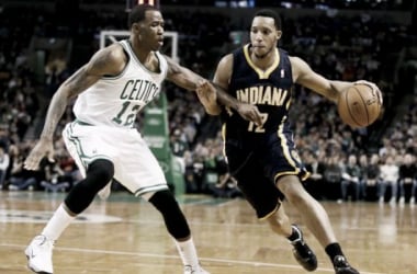 Evan Turner acuerda jugar para los Celtics