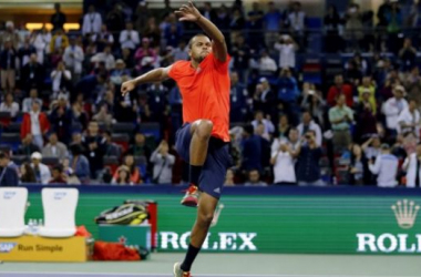 Tsonga sort Nadal et affrontera Djokovic en finale