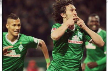Werder keep Santiago Garcia