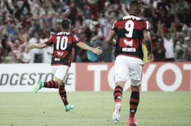 Flamengo divulga numeração oficial para 2018; Diego assume camisa 10 e Guerrero mantém 9