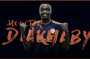 Diakhaby: &quot;Estoy muy orgulloso de poder defender el escudo del Valencia CF&quot;