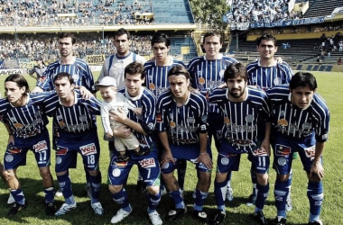 PLANTE. abajo izquierda: Buján y tercero de derecha a izquierda: Pérez. Foto: Web