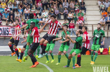 Fotos e imágenes del Bilbao Athletic 1-2 Sestao River, jornada 11ª de Segunda División B