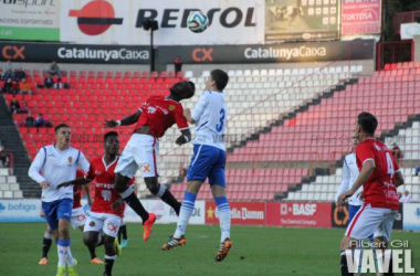 Azkorra salva un punto para el Nàstic en el tiempo de descuento