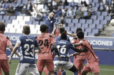 Imagen del último duelo entre el Málaga CF y el Real Oviedo / Fuente: Real Oviedo