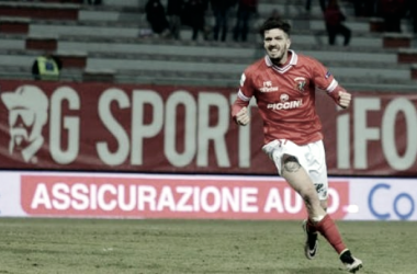 Serie B - Frosinone corsaro a Latina, si ferma la Spal, Forte trascina il Perugia