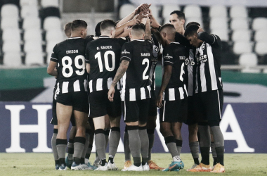 Gols e melhores momentos Botafogo x Athletico pelo Campeonato Brasileiro (2-0)