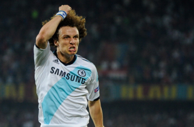 David Luiz pone tierra de por medio en el descuento