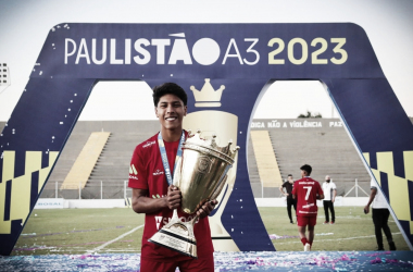 Capitão e titular do Boa Esporte, Wesley Soares valoriza liderança do  Módulo 2 do Campeonato Mineiro - VAVEL Brasil