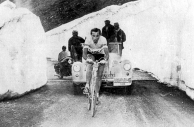 Giro 1953: Coppi somete a Koblet en el inédito Stelvio
