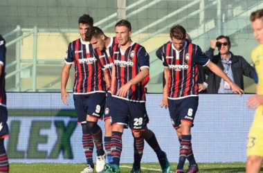 FC Crotone, Falcinelli suona la carica: "Dobbiamo continuare a fare bene"
