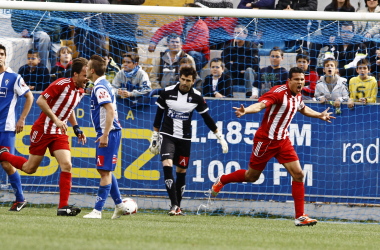 CD Alcoyano 1-4 Huracán Valencia CF: un huracán de goles silencia El Collao