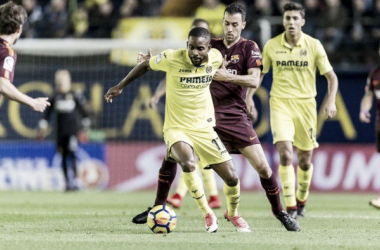El Villarreal sucumbe ante el Barcelona y no aprovecha la derrota del Sevilla
