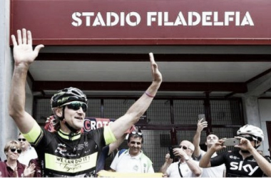 Crotone - Nicola: &quot;Il viaggio in bici? Prima un gioco, poi una favola&quot;