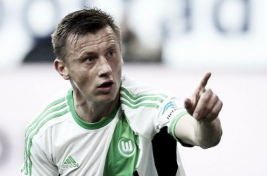 Olic faced with dilemma over future