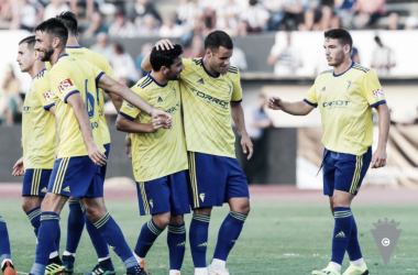 Al Cádiz le sobra con Aketxe para ganar a la Balona